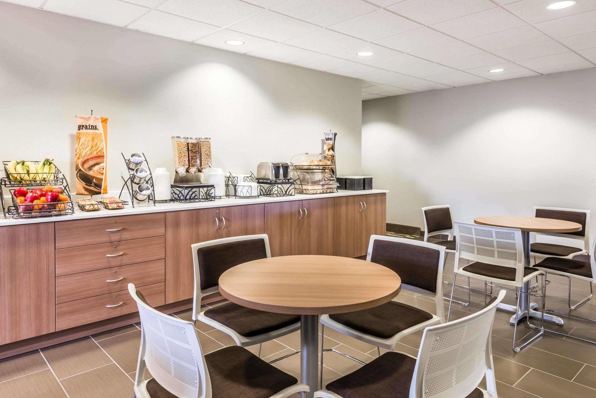 Microtel Inn & Suites By Wyndham Beaver Falls Eksteriør billede