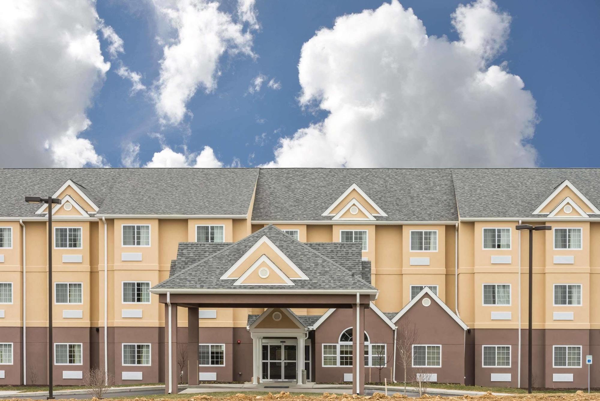 Microtel Inn & Suites By Wyndham Beaver Falls Eksteriør billede